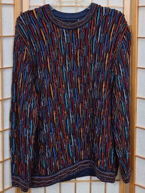 Geccu men's crewneck sweater 100% wool EUC bright colors red blue orange Medium